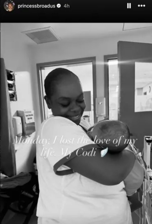 Снимки: Официален профил в Instagram